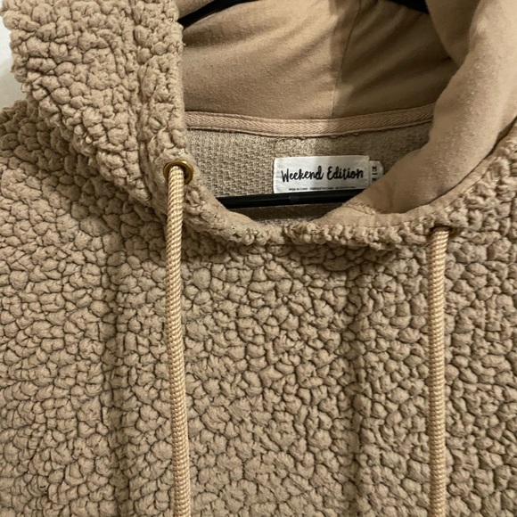 Sherpa Jacket - Picture 2 of 4